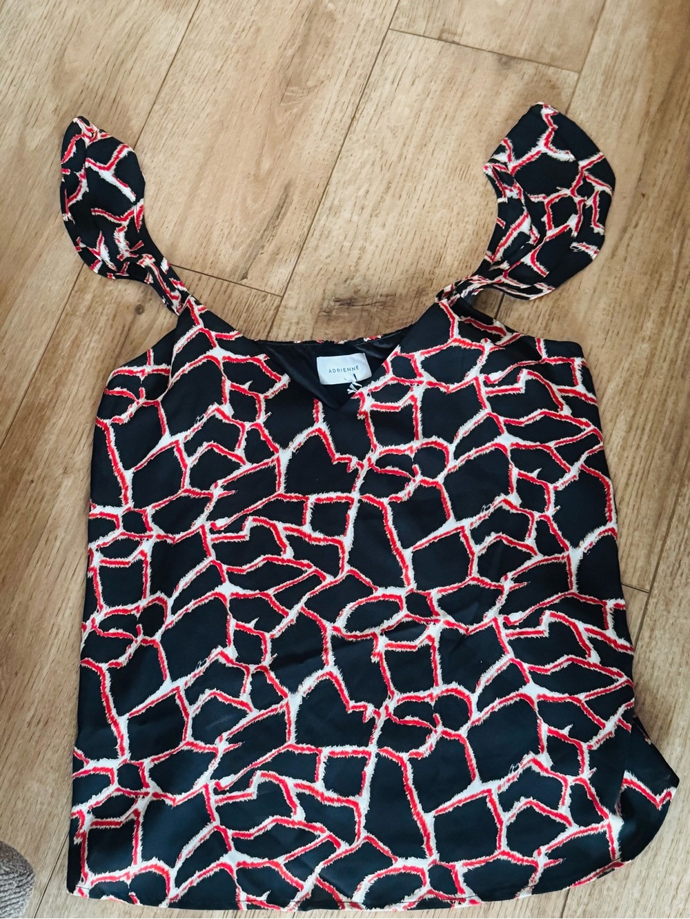 Adrienne Black Red Abstract Print capped strap Camisole tank top new